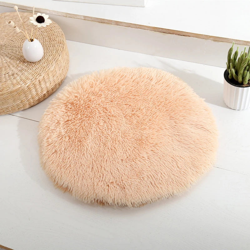Round Plush Cat Bed - Soft Fleece Sleeping Mat for Cats and Puppies