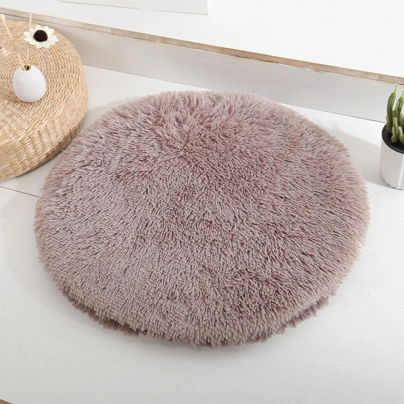 Round Plush Cat Bed - Soft Fleece Sleeping Mat for Cats and Puppies
