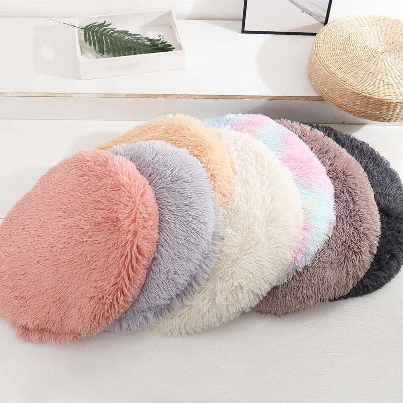 Round Plush Cat Bed - Soft Fleece Sleeping Mat for Cats and Puppies