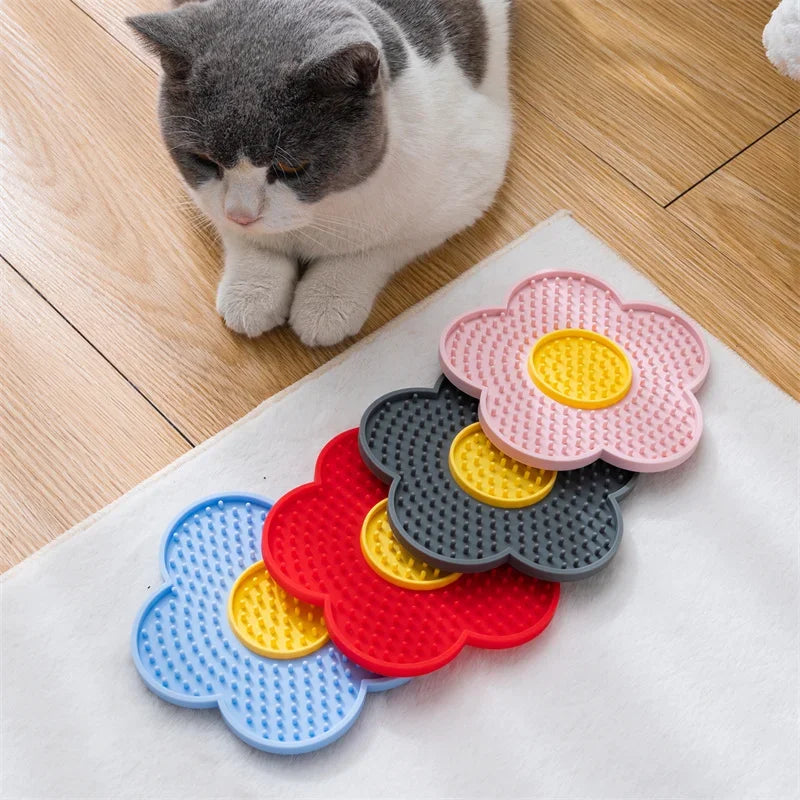 Sunflower Silicone Licking Plate - Slow Treat Mat for Dogs and Cats