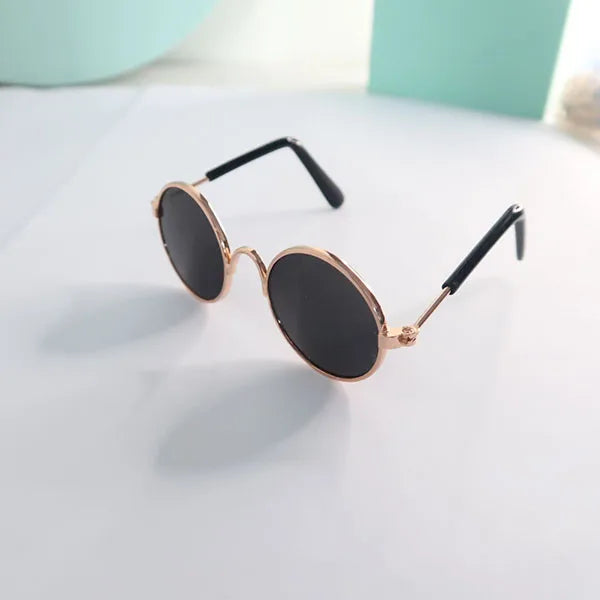 Pearl Pet Sunglasses - Luxury Photo Prop Eyewear for Cats and Dogs