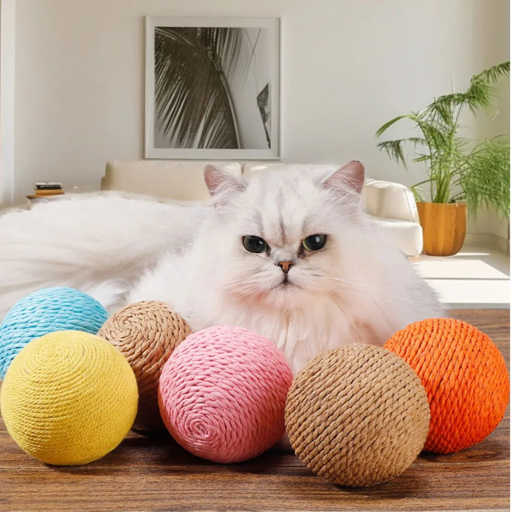 Large Sisal Cat Scratching Ball 10cm - Oversized Claw and Bite Toy