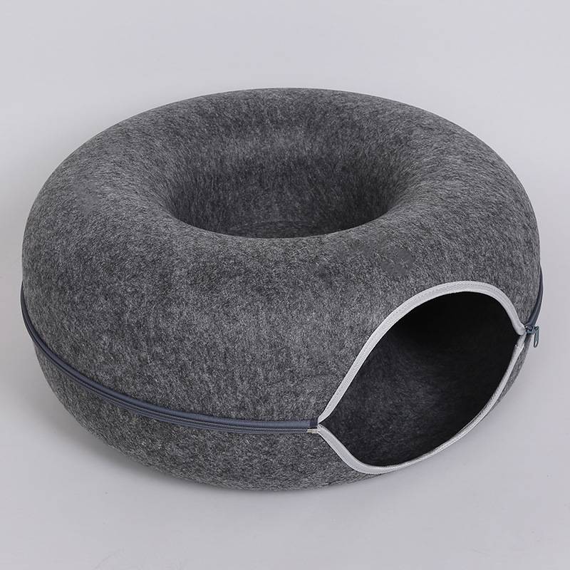 Donut Felt Cat Cave Bed - Cosy Enclosed Nest for Cats and Kittens