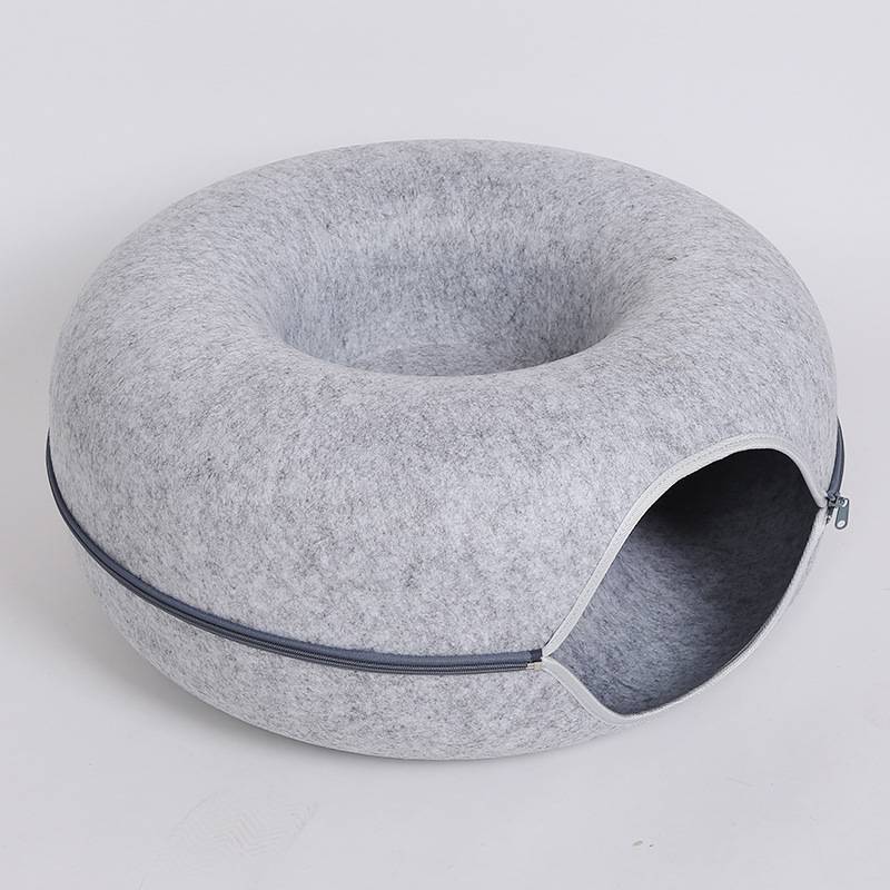 Donut Felt Cat Cave Bed - Cosy Enclosed Nest for Cats and Kittens
